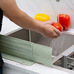 Kitchen Sink Splash Guard